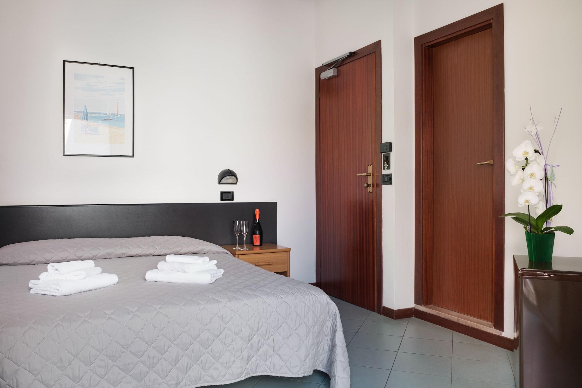 Hotel St Pierre Римини Экстерьер фото
