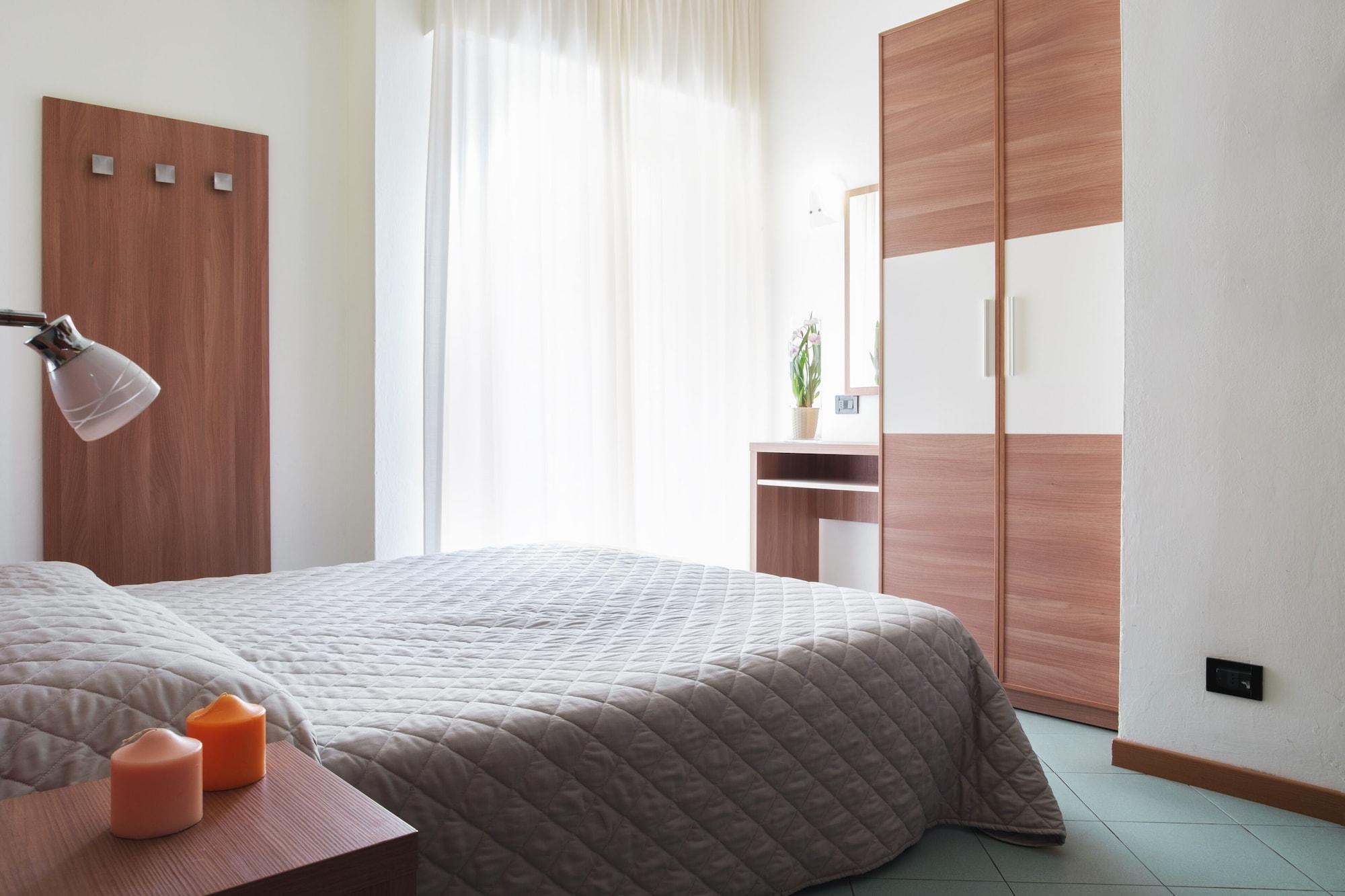 Hotel St Pierre Римини Экстерьер фото