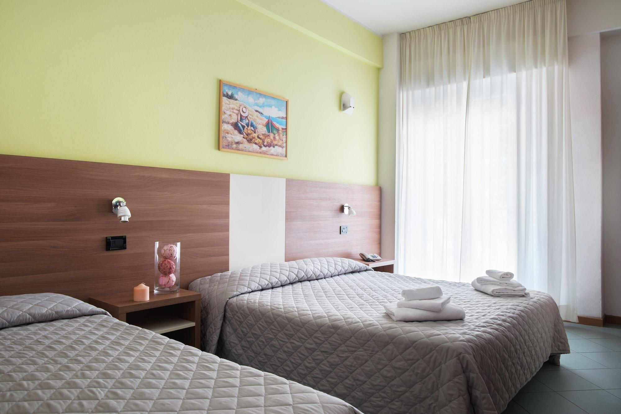 Hotel St Pierre Римини Экстерьер фото