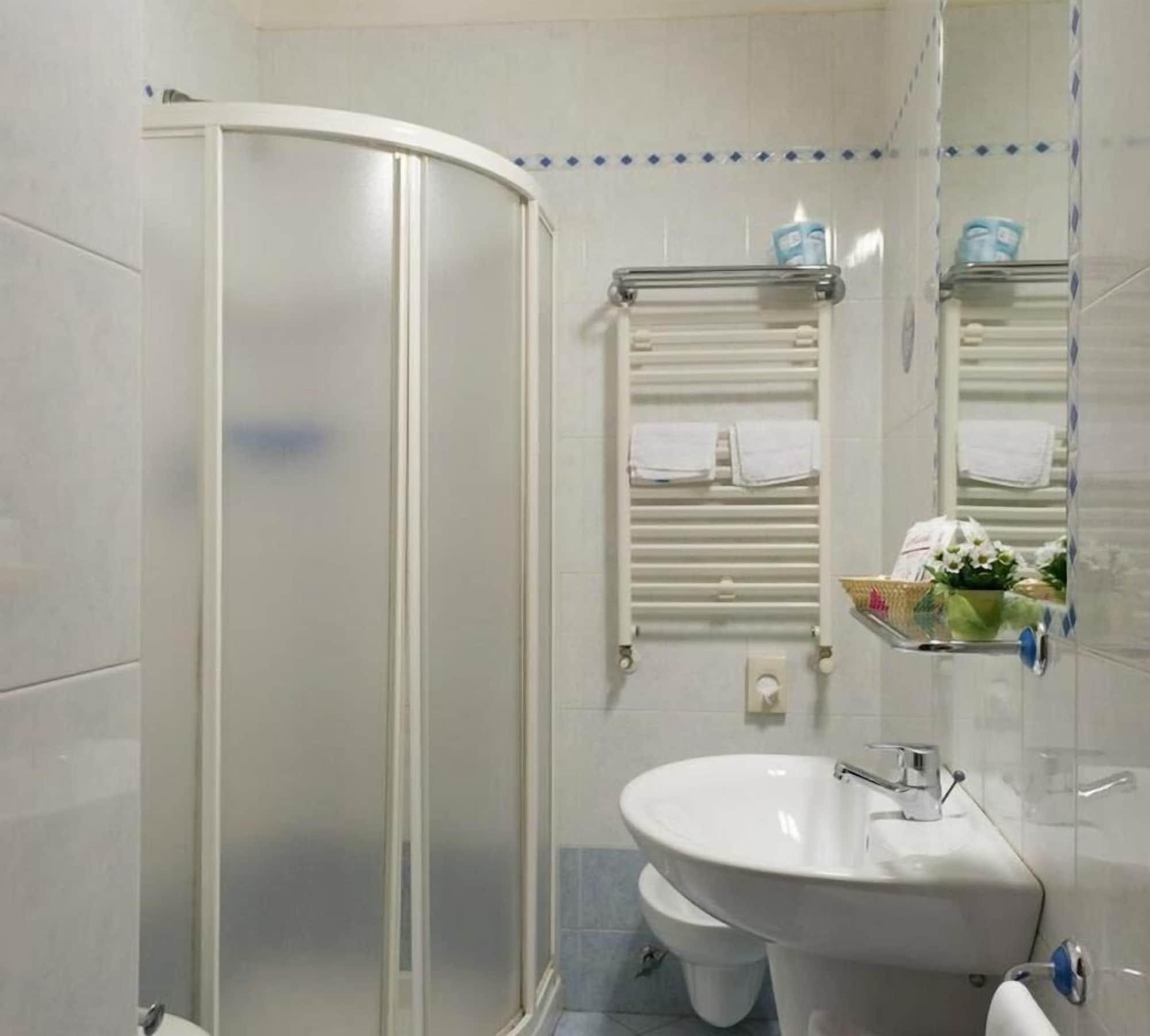 Hotel St Pierre Римини Экстерьер фото