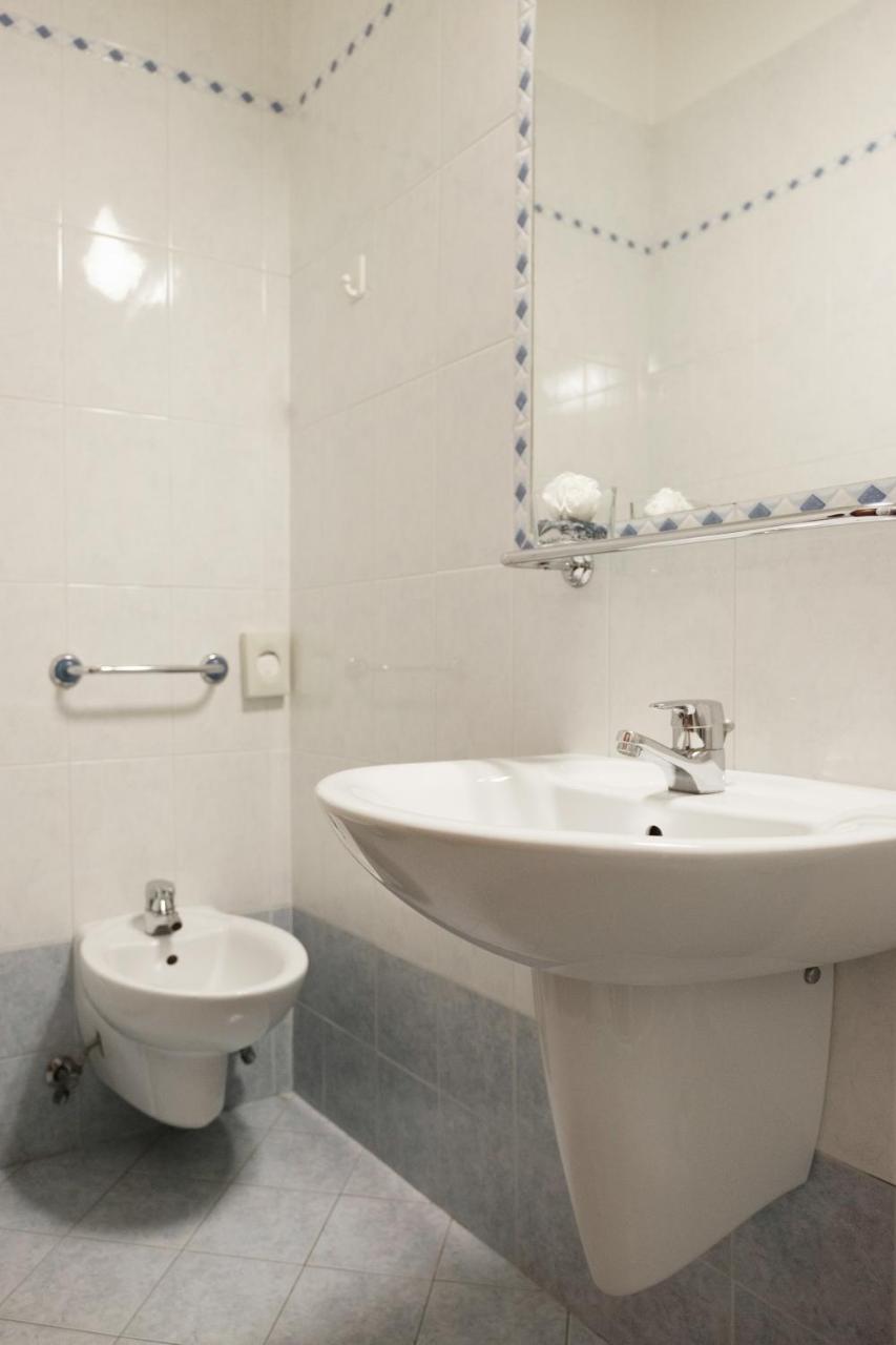 Hotel St Pierre Римини Экстерьер фото